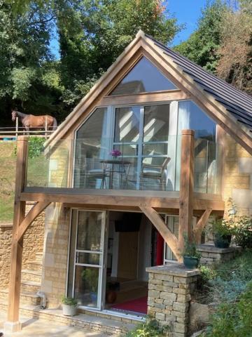 The Owl'S Nest At Dunkirk Bank Hotel Nailsworth Exterior photo